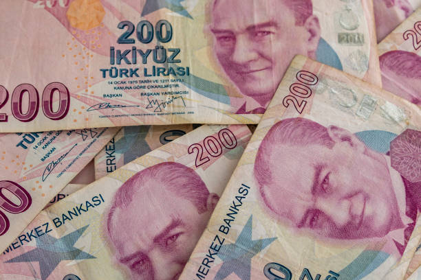 istock close up two hundred turkish lira banknotes in circulation 1139847663