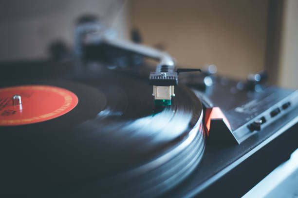 istock Playing retro music: Professional turnable audio vinyl record music player 1139861563