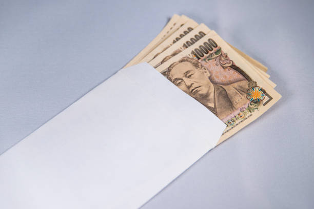 istock Japanese Money In Envelope 1139870700