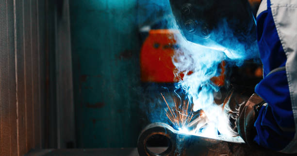 istock Metal cutting with acetylene torch in industry 1139874308