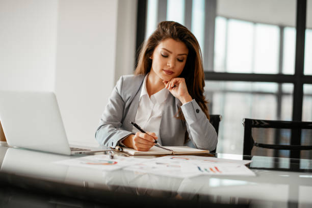 istock Business woman at work 1139884563
