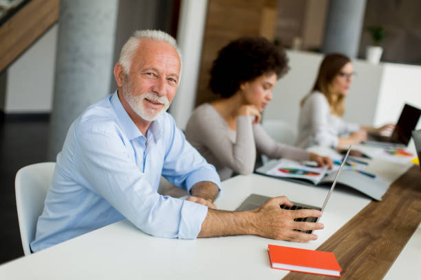 istock Business people working in office 1139889078