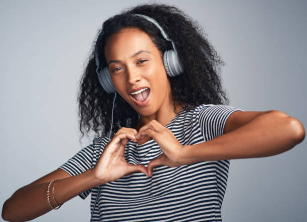 istock Beating heart with some musical beats 1139889425