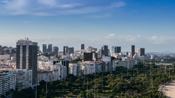 리우데자네이루의 아로도 플라멩고 금융 다운 타운 지구의 높은 전망, 브라질 - flamengo 뉴스 사진 이미지