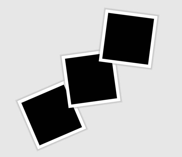 sada čtvercových fotorámečků. koláž realistických snímků izolovaných na šedém pozadí. vektorová ilustrace - poctivost fotky stock ilustrace