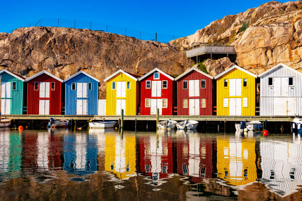 old harbour smogen in sweden - fishing hut imagens e fotografias de stock