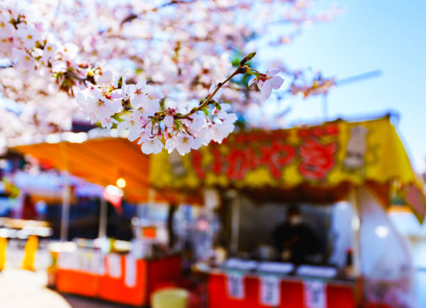日本の春東京 - 露店 ストックフォトと画像