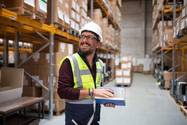 staff in warehouse - engineering business white collar worker construction imagens e fotografias de stock