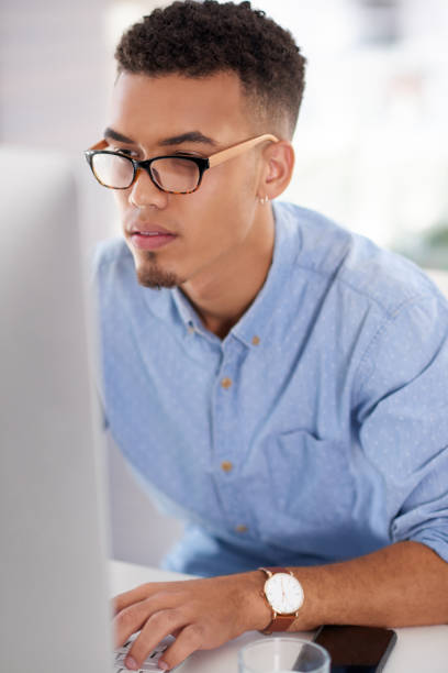 istock Delivering exceptional designs to his clients 1139930870