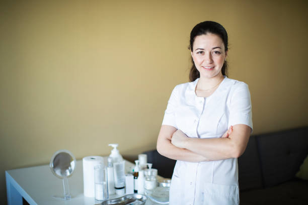 istock Beautician working at home 1139958389