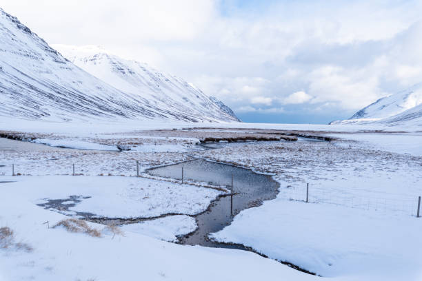 istock Iceland moutian landscape 1139964064