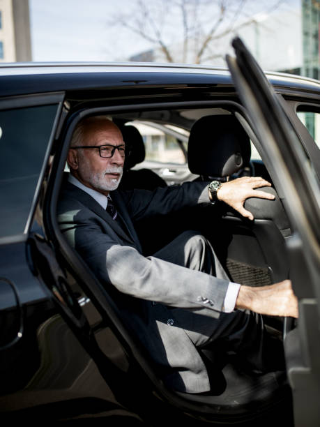 istock Senior business man ready for trip 1139966886
