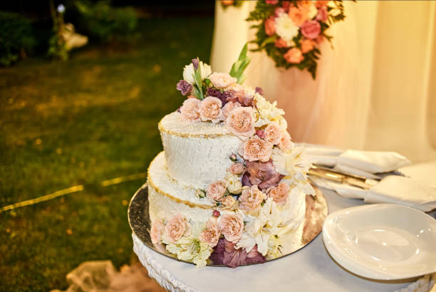 istock wedding festive multi-storey cake in white tone 1139985677