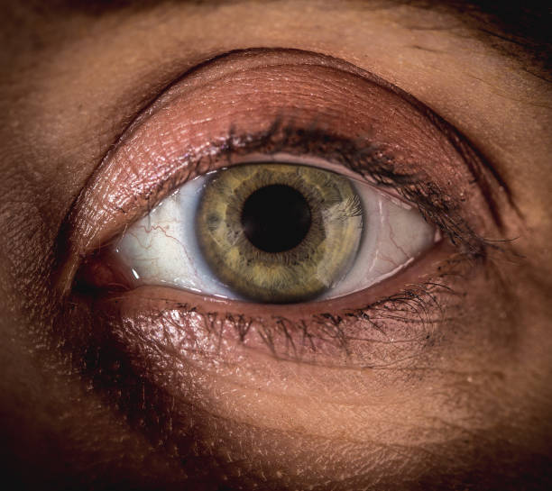 istock Extreme Close Up Of Spooky Woman's Eyeball 1139999462
