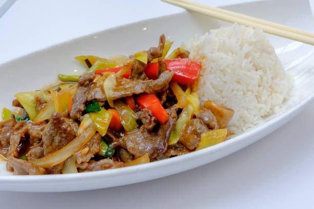 istock Spicy chicken with vegetables and rice 1140011040
