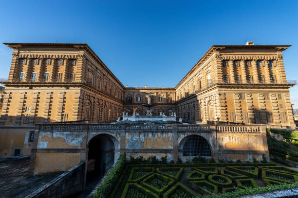 palazzo pitti en florencia toscana italia - villa italian culture facade ornamental garden fotografías e imágenes de stock