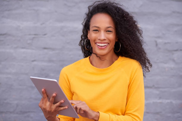 istock Weekends are all about living wirelessly 1140088568