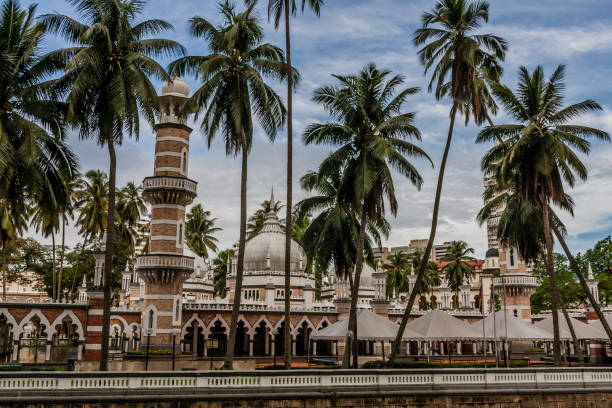 istock Sultan Abdul Samad Jamek Mosque, Kuala Lumpur 1140092105