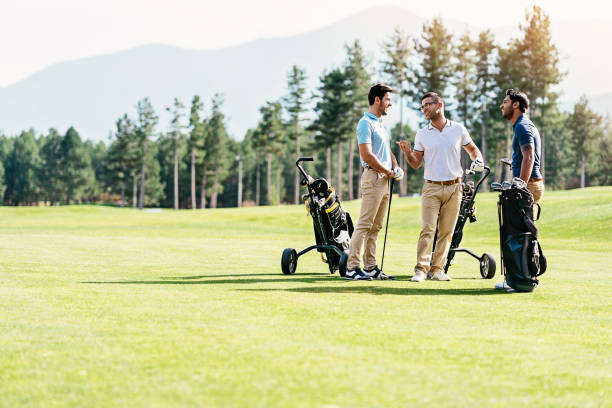 istock Enjoying the weekend with friends and golf 1140100189