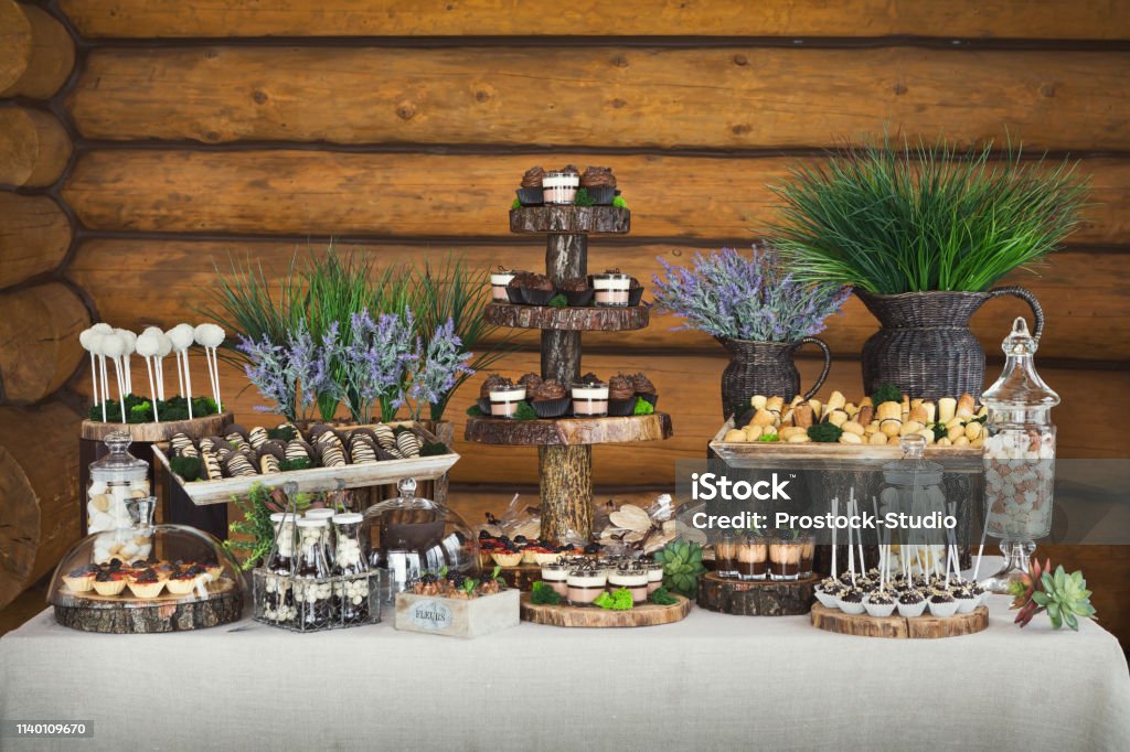 Candy Bar zur Geburtstagsfeier oder Hochzeit - Lizenzfrei Süßigkeit Stock-Foto