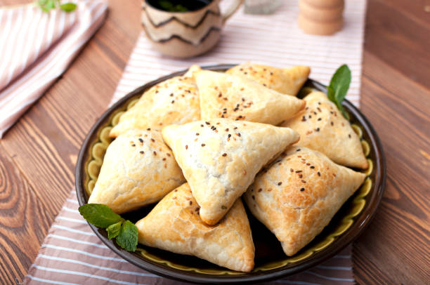 istock Uzbek samsa with greens 1140127175
