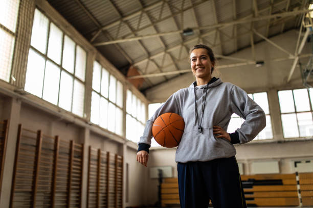 istock Attractive female basketball trainer 1140141043