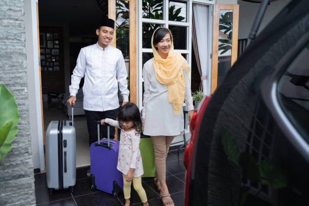 istock asian muslim family travelling concept 1140159611