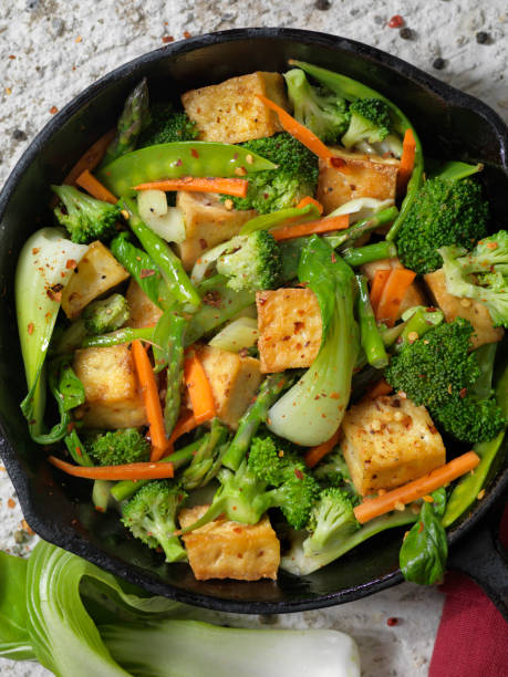 istock Tofu and Vegatable Stir Fry 1140164343