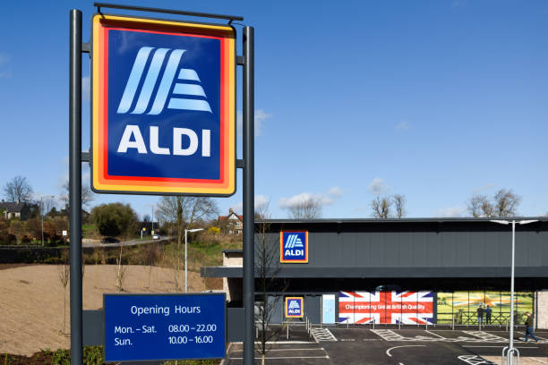 New Aldi Supermarket in Bakewell. Bakewell, Derbyshire, UK. A new supermarket by the German company Aldi opened in the Peak District in the market and tourist attraction town of Bakewell. bakewell stock pictures, royalty-free photos & images