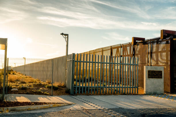 istock United States Mexico Border Wall 1140189156