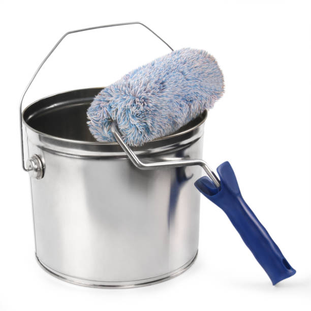 istock Metal painting Pail 1140194956