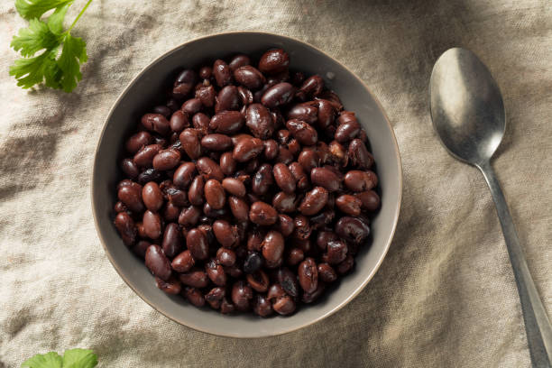 istock Organic Canned Black Beans 1140199368