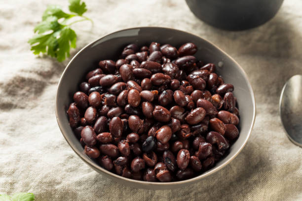 istock Organic Canned Black Beans 1140199588