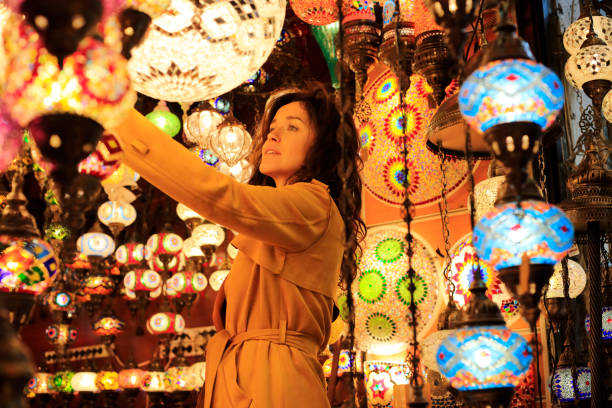 istock Happy woman in the grand bazaar 1140203624