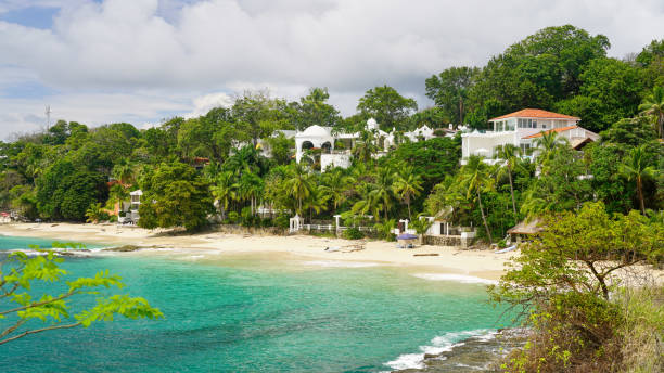 istock The sunny Contadora coast in Pacific ocean 1140216820