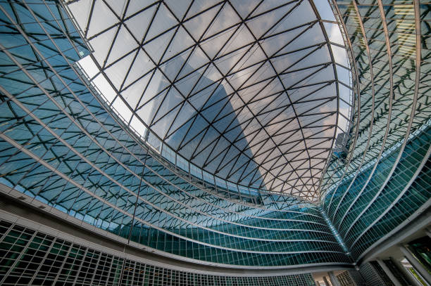 istock Modern building in glass and steel 1140218264