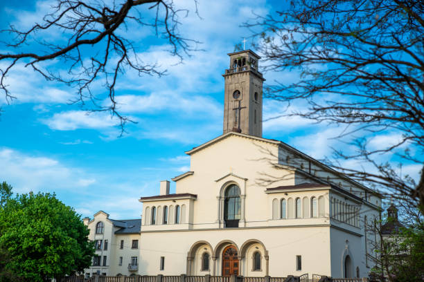 istock christian church outdoors. religion concept 1140302958