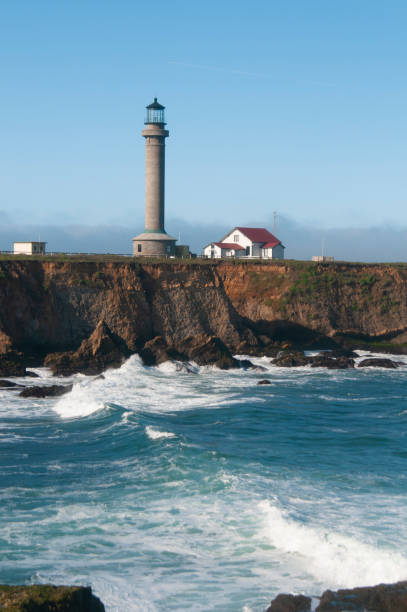istock Point Arena Lighthouse Fog Bank 1140304064