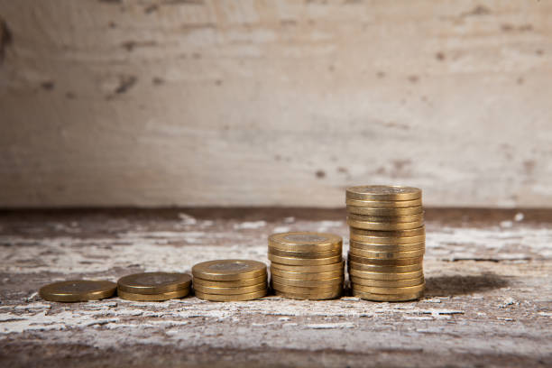istock Texture from gold and silver Polish coins 1140320339