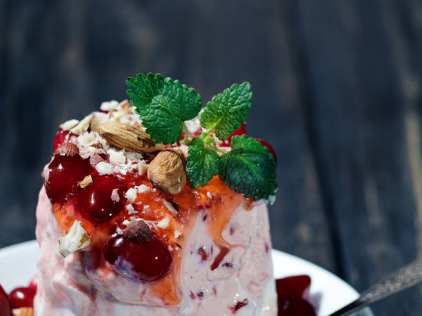 istock Frozen dessert with vegan cream cheese 1140323911