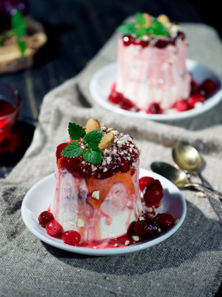 istock Frozen dessert with vegan cream cheese 1140323932