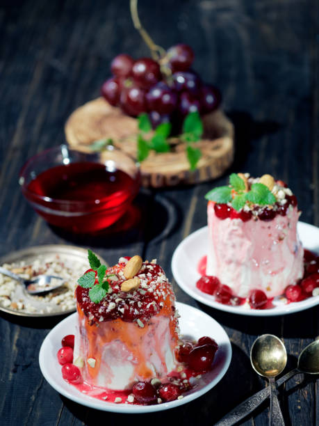 istock Frozen dessert with vegan cream cheese 1140323956