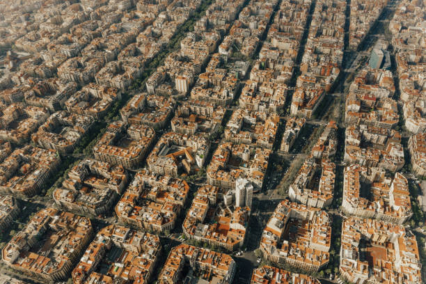 istock Eixample neighborhood in Barcelona 1140331966