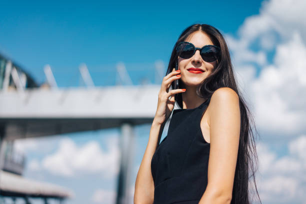 istock Business girl 1140333183