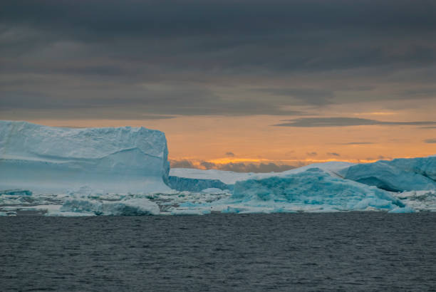istock Iceberg Antartic landescape 1140348458