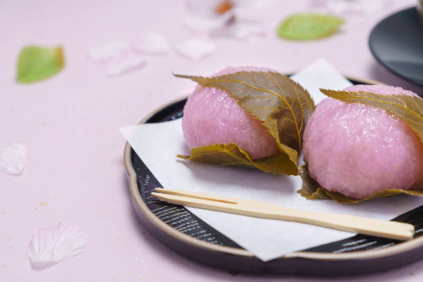 istock Japanese traditional sweet 'Sakura mochi' 1140355061