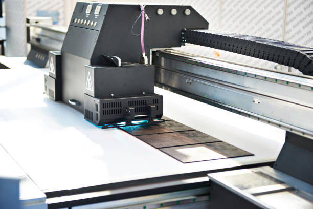 impresora uv de gran formato - luz ultra violeta fotografías e imágenes de stock