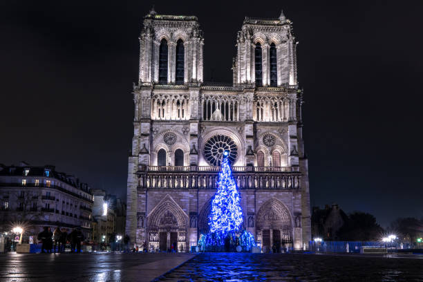 istock Notre Dame Paris at night 1140363810