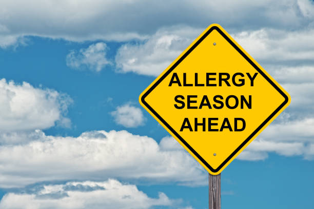 istock Allergy Season Ahead Warning Sign 1140372827