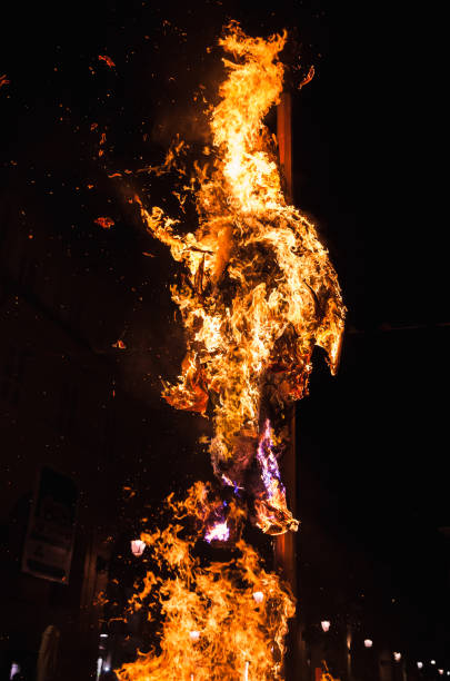 istock Bonfire burns in the night, close up 1140379123